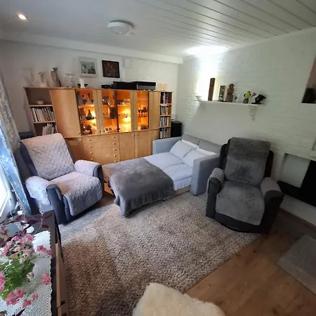 Lapinrinne, Detached House With Private Sauna Apartment